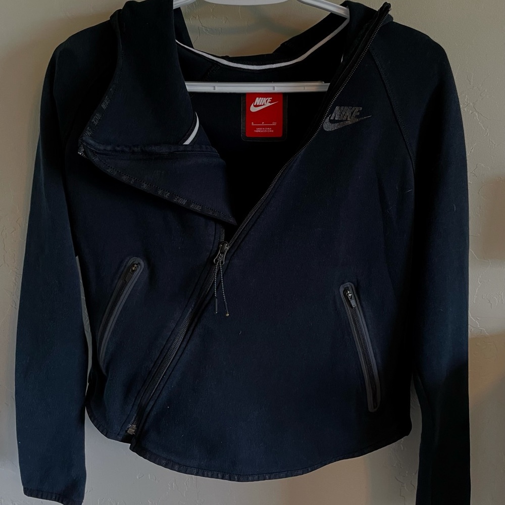 Nike Women’s diagonal zip hoodie